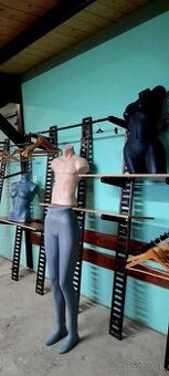 Zariadenie do predajne s textilom