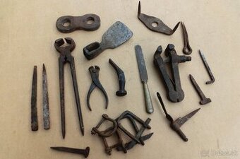 Rôzne staré retro náradie .