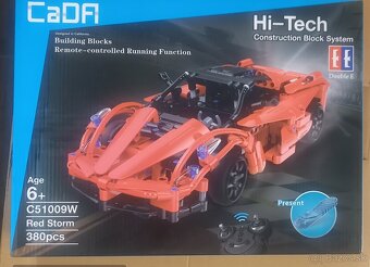 Stavebnica- športové auto,