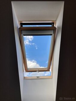 Stresne okno FAKRO 66/118 s roletou