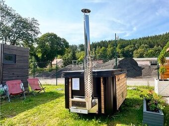 Akrylátová čtvercová vířivka 200×160x87