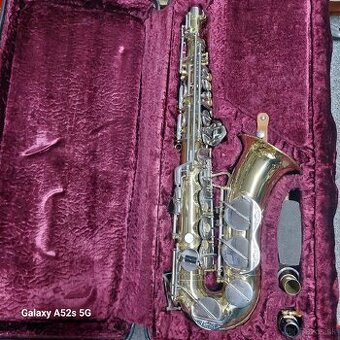 Alt saxofón Amati CORTON