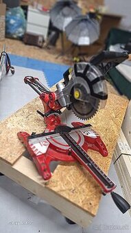 Predám pokosovú pílu Einhell TC-SM 2131 Dual