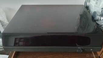 Gramofon tesla nc 470