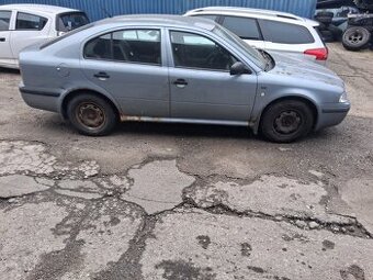Rozpredam Skoda Octavia 1