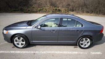 Volvo s80  2.4 D Momentum A/T