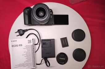 Canon EOS R8 + RF 24–50 mm f/4.5–6.3 IS STM + blesk