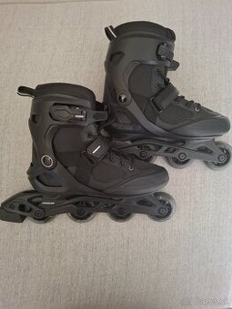 Nove korcule s chranicmi Oxelo