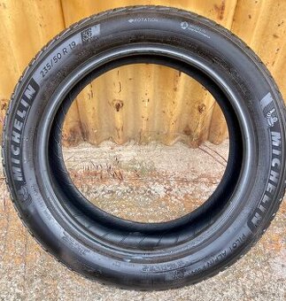 235/50 R19 zimné