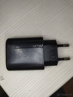 Predám GaN 65W nabíjačku (USB-C + USB-A)