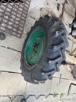 Pneumatiky na traktor Zetor
