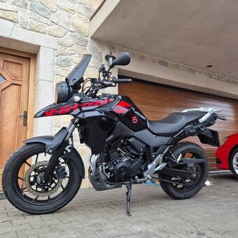 Suzuki v strom 250