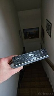 LG Blu-ray napaľovačka