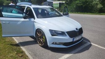 Škoda superb combi 4x4 2.0tsi 377kw