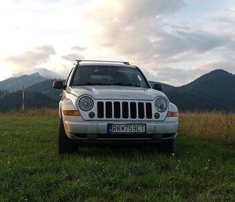 Predám Jeep cherokee 2.8 crd