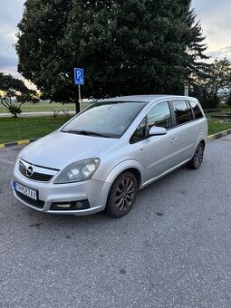 Opel Zafira 1.9 CDTi 88kw 7Miestna RV2007