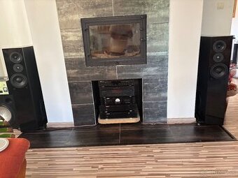 Parasound Marantz NHT 2.9