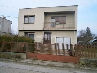 Rodinný dom v centre mesta Hurbanovo na predaj