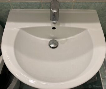 Umývadlo s batériou