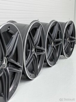 Zliatinové disky Mercedes AMG R19