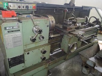 Hrotový soustruh TOS SUI 40-1500