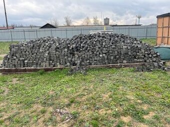 Andezitové dlažobné kocky