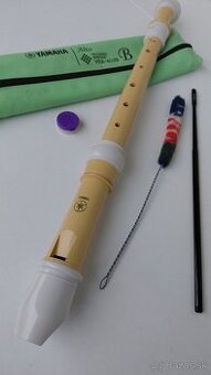 Predám altovú zobcovú flautu Yamaha YRA 402B