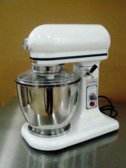 Kuchynský robot 7L/230V