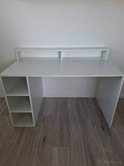 Predám pisací stôl