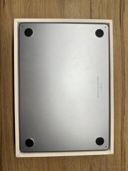 MacBook Air 13" (2025) – Apple M4 / 16GB / 256GB – Top stav