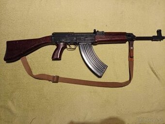 PREDÁM POLOAUTOMATYCKY SA. VZ. 58 kaL