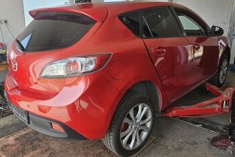 Rozpredám Mazda 3 1.6 benzín 77kw 2010