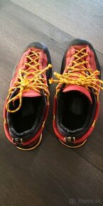 La Sportiva Boulder X