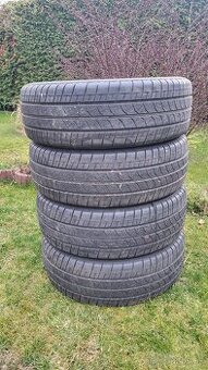 NOVE BRIDGESTONE 215 65 R 16C