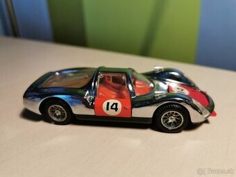 Pilen Porsche Carrera - 1
