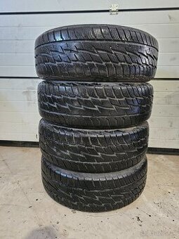 Zimné Pneu Matador SibirSnow 215/70 R16
