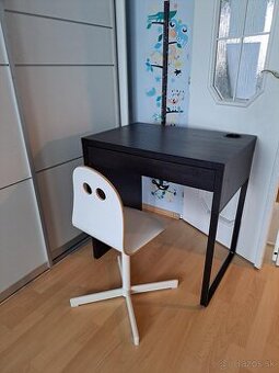 Písací stôl + stolička pre školáka, IKEA