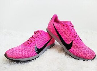 Nike tretry