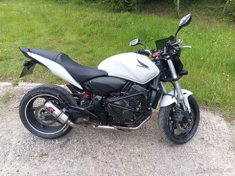 Predám Honda Hornet CB600F