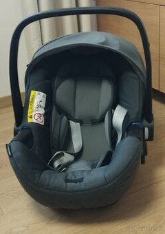 Britax Romer vajíčko
