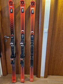 Volkl racetiger GS world cup 178cm a 183cm