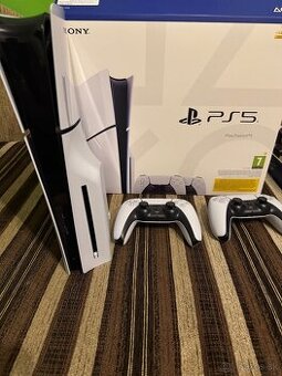 Predám playstation 5 slim+ dva ovládače