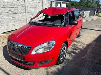 Rozpredam Skoda Fabia 2 combi 1.2 HTP facelit 54tis KM