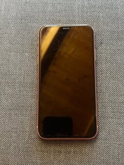 iPhone XR