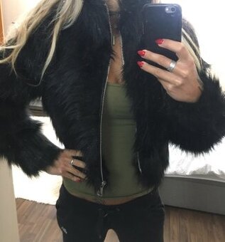 Tally Weijl Kožušinová bundička Luxusná