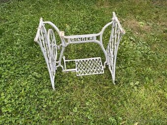 Singer - podstavec sijacia mašina