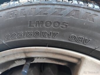 Predám jazdené zimné pneu 225/50 R17 Bridgestone Blizzak - 1