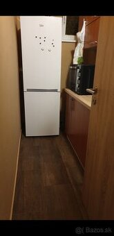 BEKO chladnicka+mikrovlnka LG
