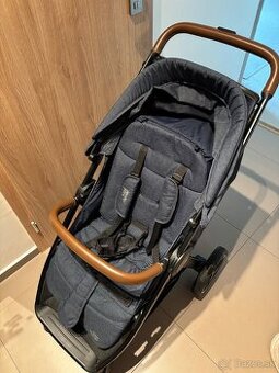 Športový kočik Britax