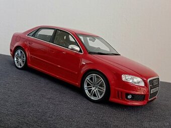 Audi RS4 - 1:18